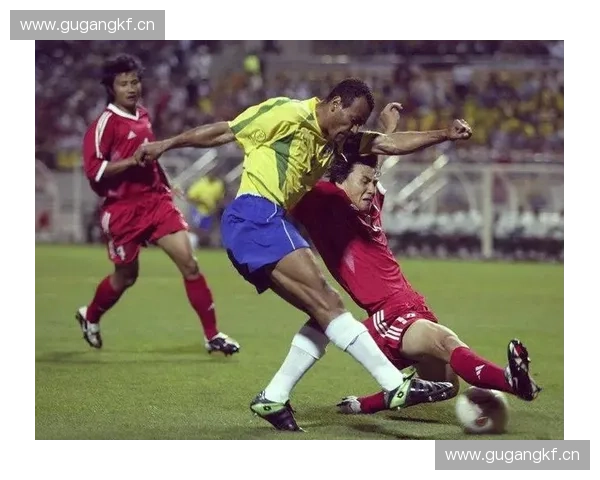 巴西世界杯精彩回顾与历史瞬间全面盘点 巴西世界杯精彩回顾与历史瞬间全面盘点